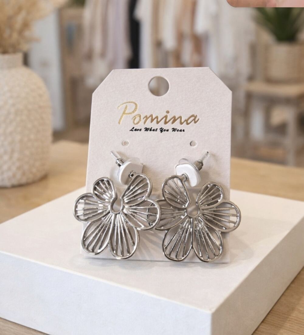Pomina Silver Flower Earring New